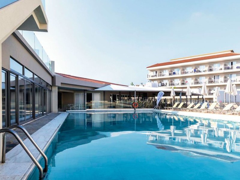 Tsilivi Beach Hotel 11