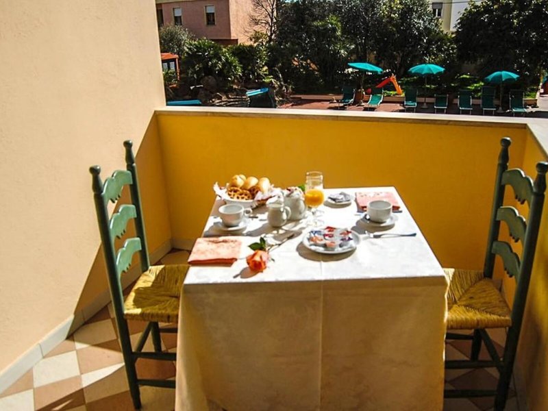Maria Rosaria 25