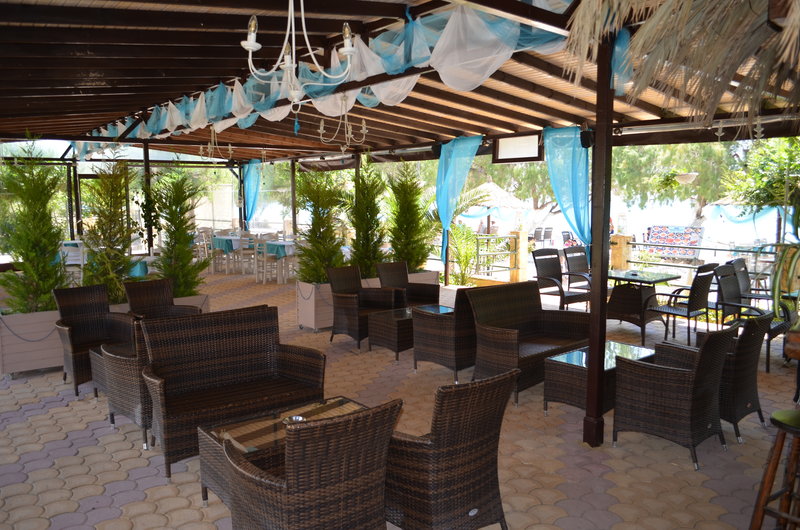 Grand Beach Hotel 12