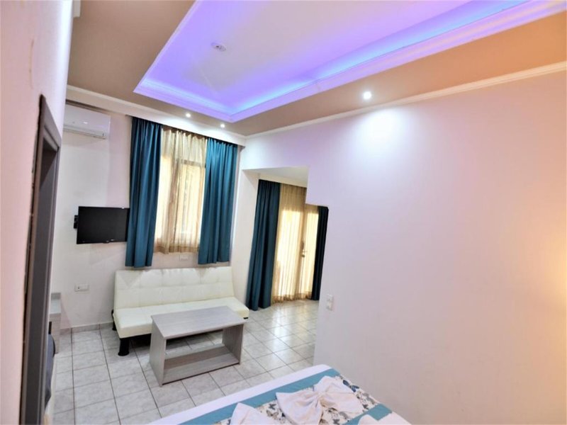 Grand Beach Hotel 15