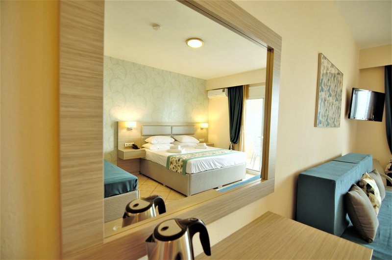 Grand Beach Hotel 7