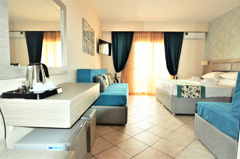 Grand Beach Hotel 10
