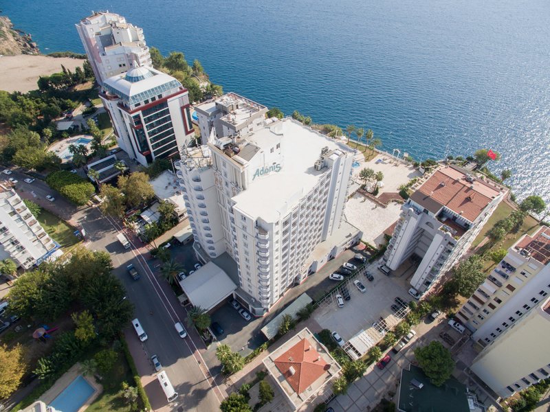 Adonis Hotel 8