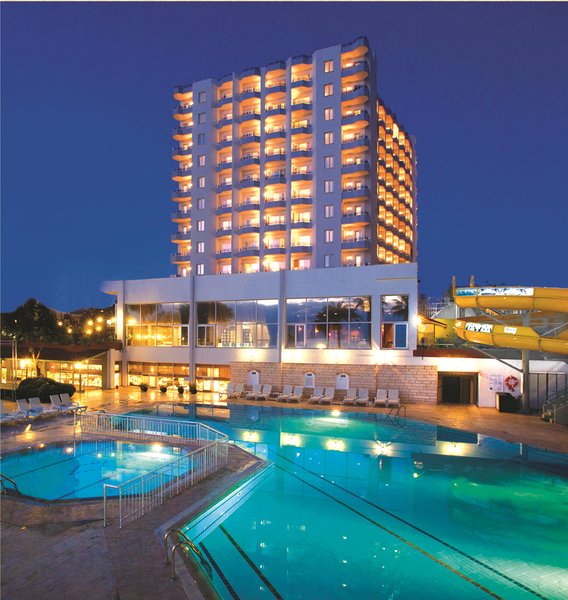 Adonis Hotel 22