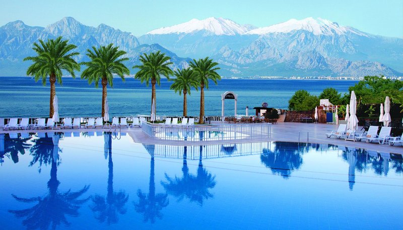 Adonis Hotel 24