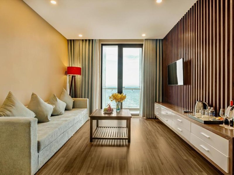 Yarra Ocean Suites Danang 17