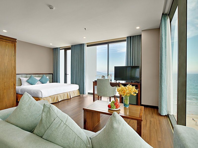 Yarra Ocean Suites Danang 18