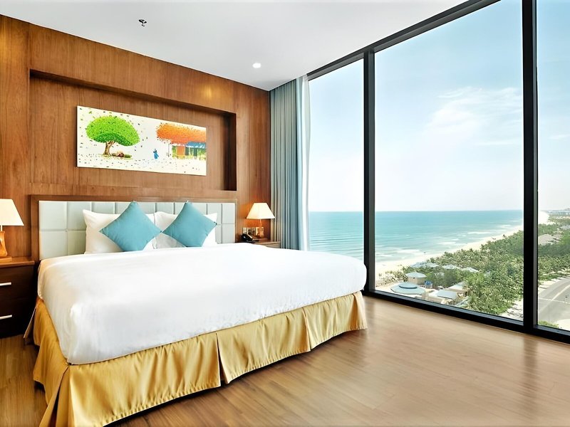 Yarra Ocean Suites Danang 21