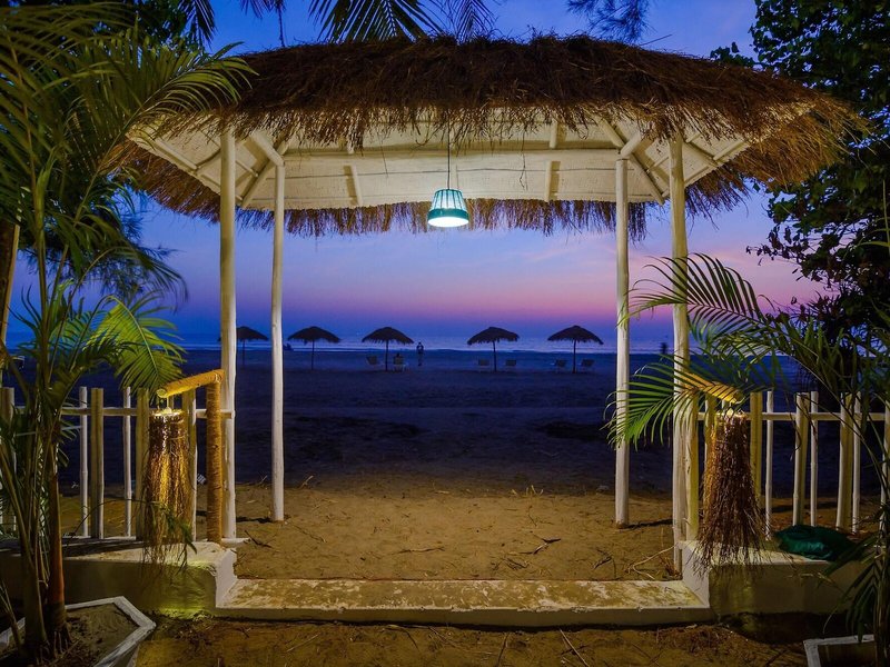 Larisa Beach Resort by Svenska 3