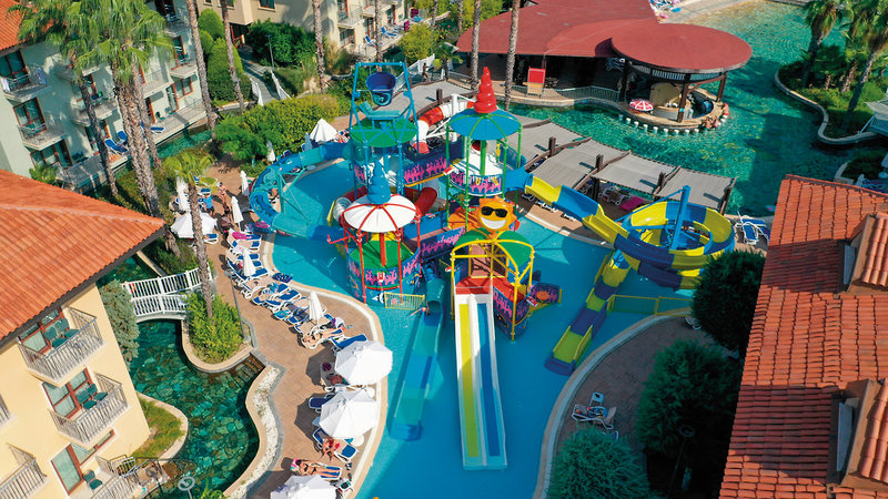 Club Grand Aqua 14