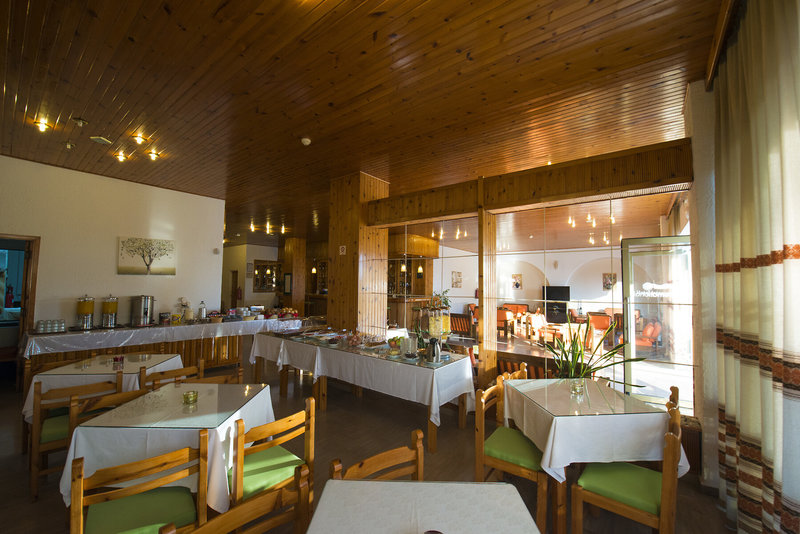 Hotel International 12