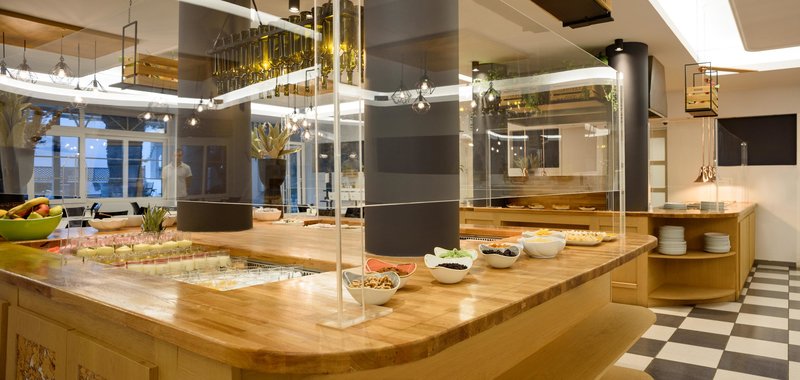 Afroditi Venus Beach Hotel & Spa 265