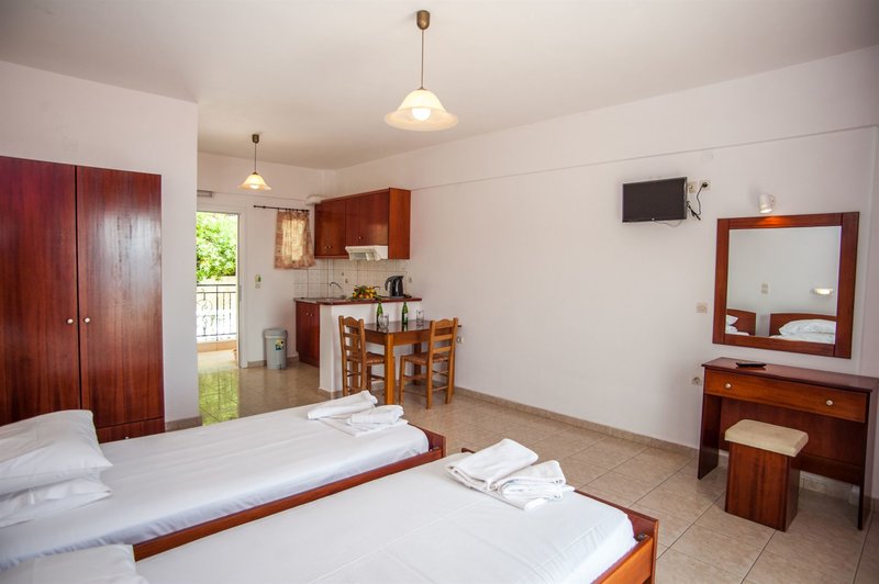 Agios Gerasimos Studios 10