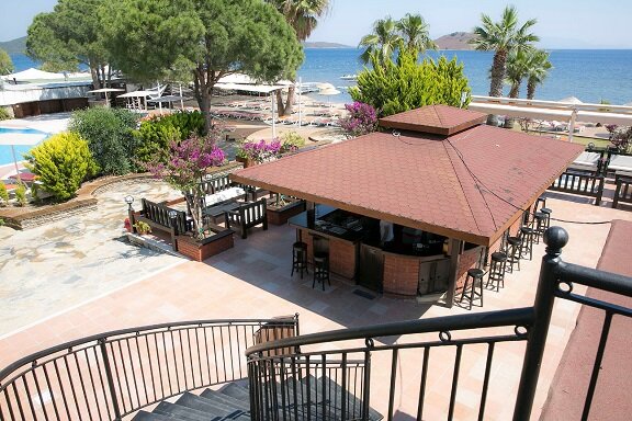 Sea Side Beach Club 5