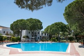 Sea Side Beach Club 9