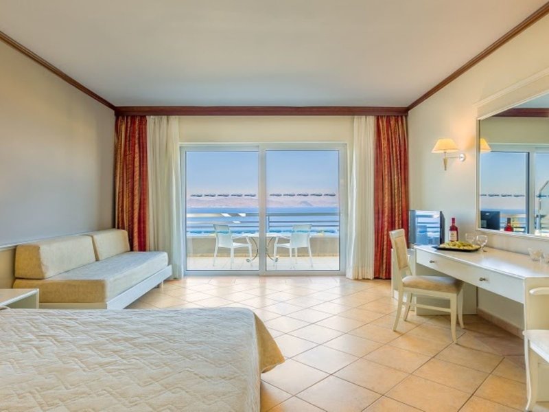 Kipriotis Aqualand Hotel 10