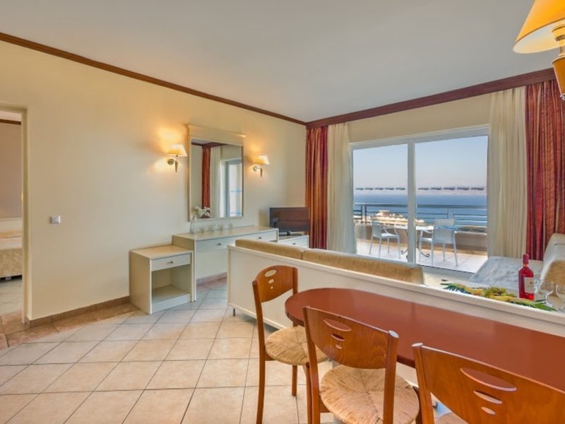 Kipriotis Aqualand Hotel 13