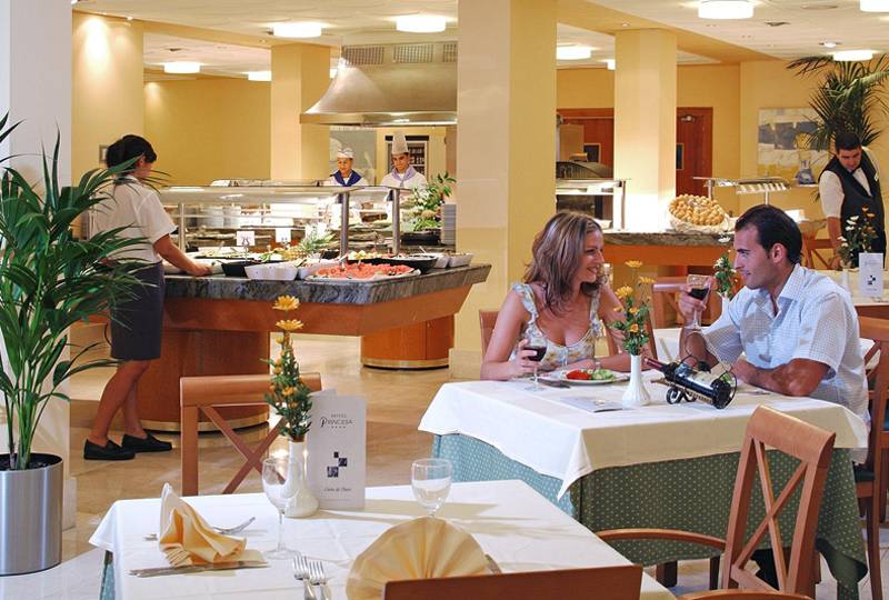 RH Princesa Hotel & SPA 3