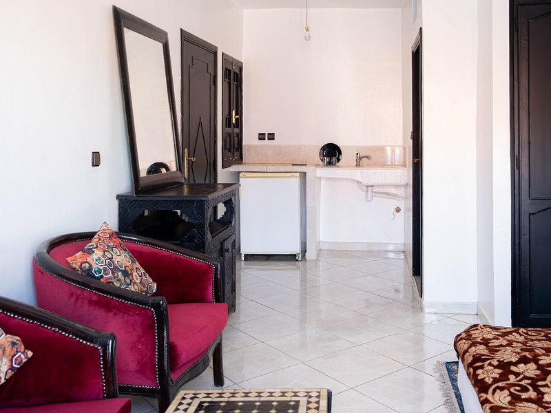Apart Hotel Larbi 12