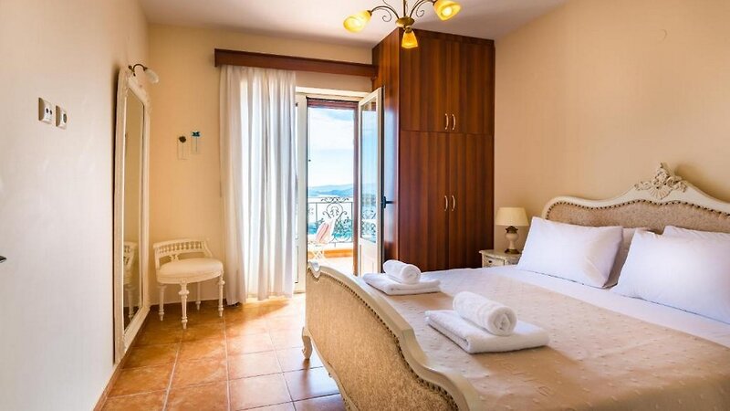 Villa Galatia 6 - Room Example