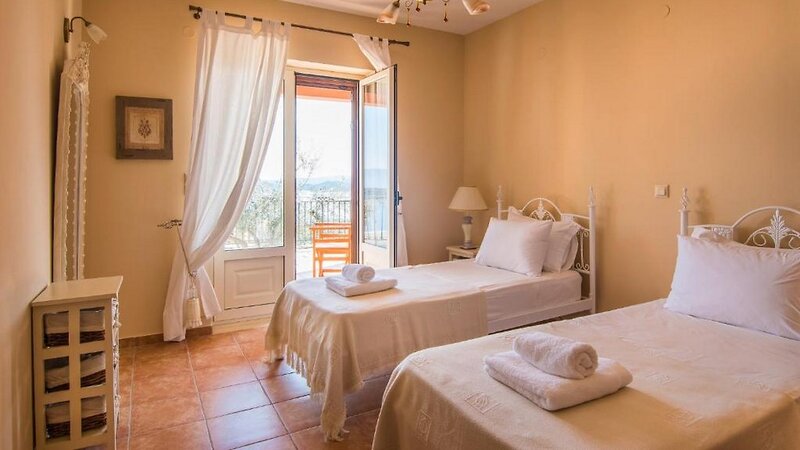 Villa Galatia 7 - Room Example