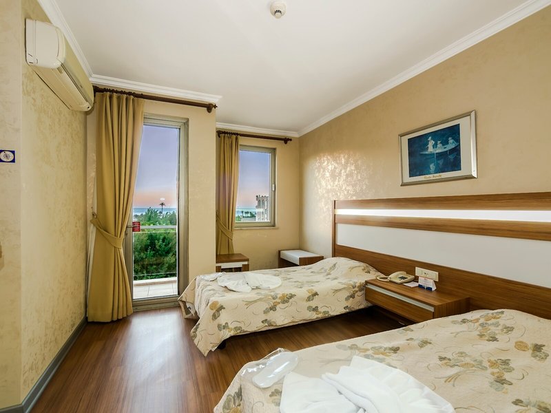 Hotel Santamarina 25