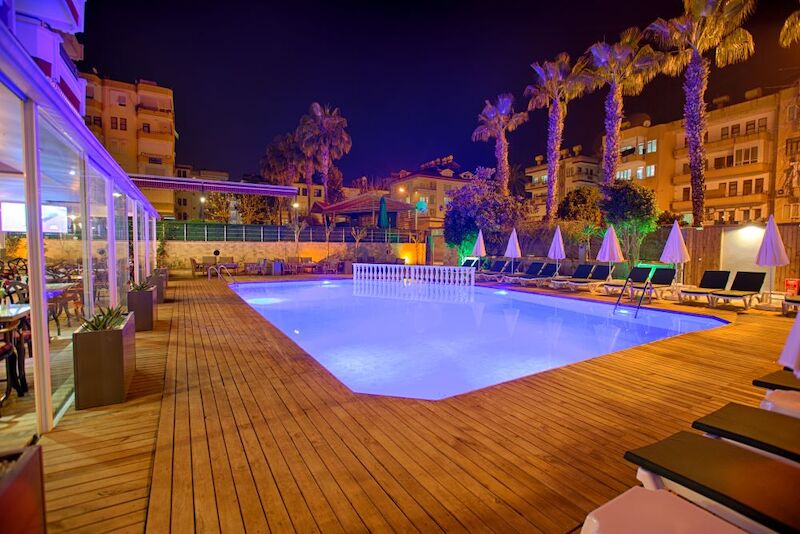 HMA Hotel & Suites 4