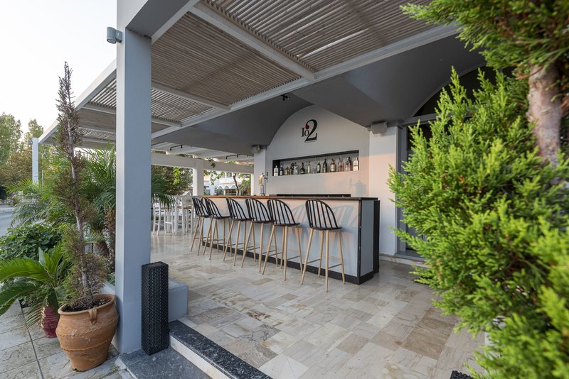 Zephyros Hotel 13