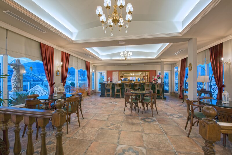 Antique Roman Palace Museum Hotel 21