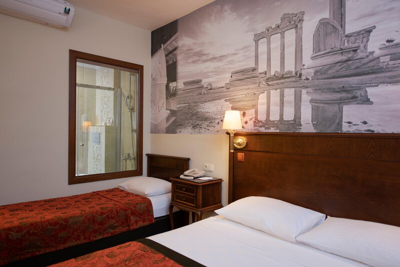 Antique Roman Palace Museum Hotel 41