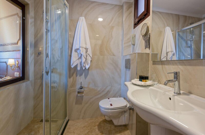 Antique Roman Palace Museum Hotel 45