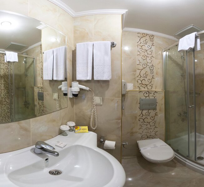 Antique Roman Palace Museum Hotel 81