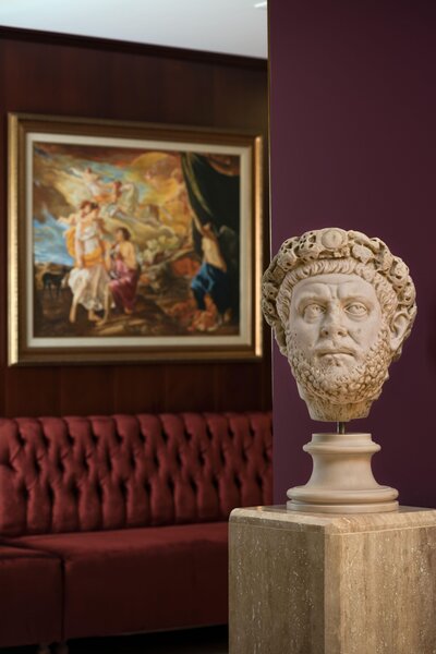 Antique Roman Palace Museum Hotel 85