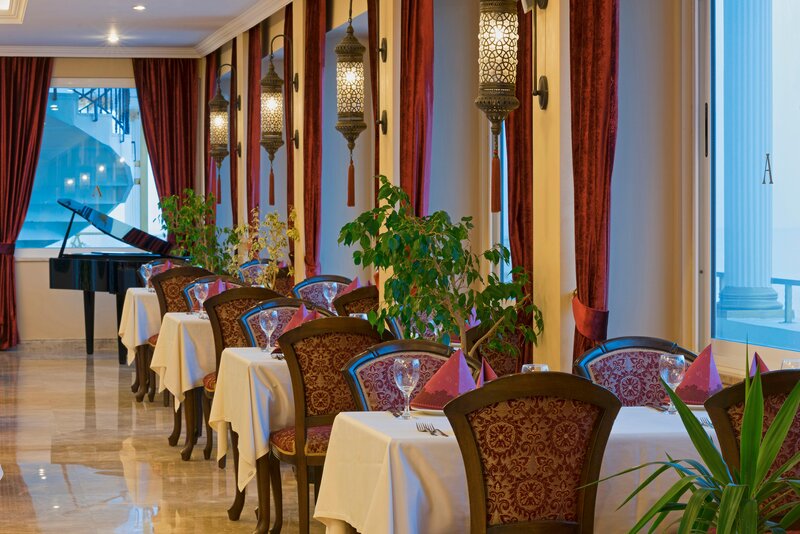 Antique Roman Palace Museum Hotel 95