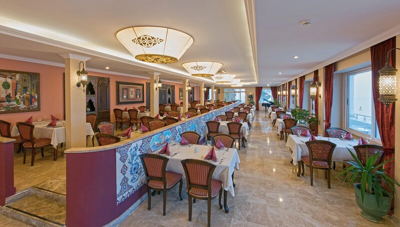 Antique Roman Palace Museum Hotel 97