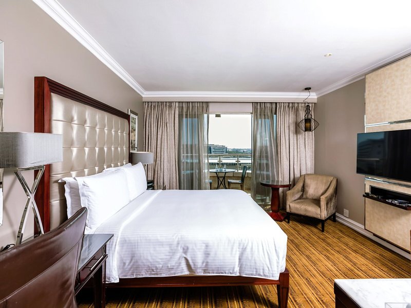 Intercontinental Johannesburg O.R.Tambo Airport 43 - Room Example