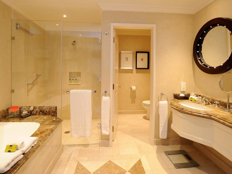 Intercontinental Johannesburg O.R.Tambo Airport 49 - Bathroom Example