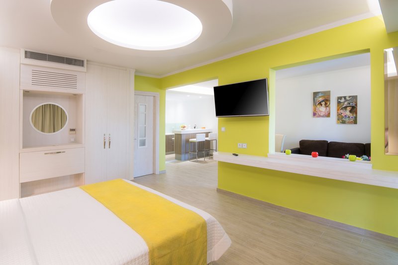 Atlantis Hotel 10