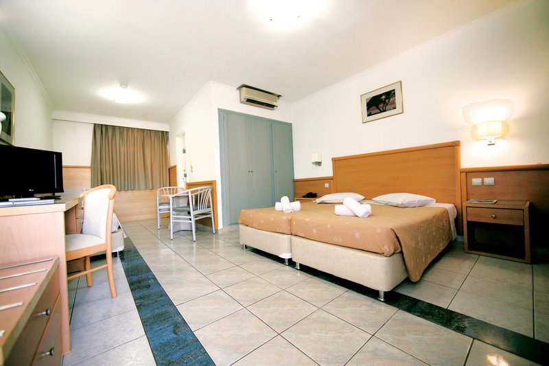 Atlantis Hotel 12