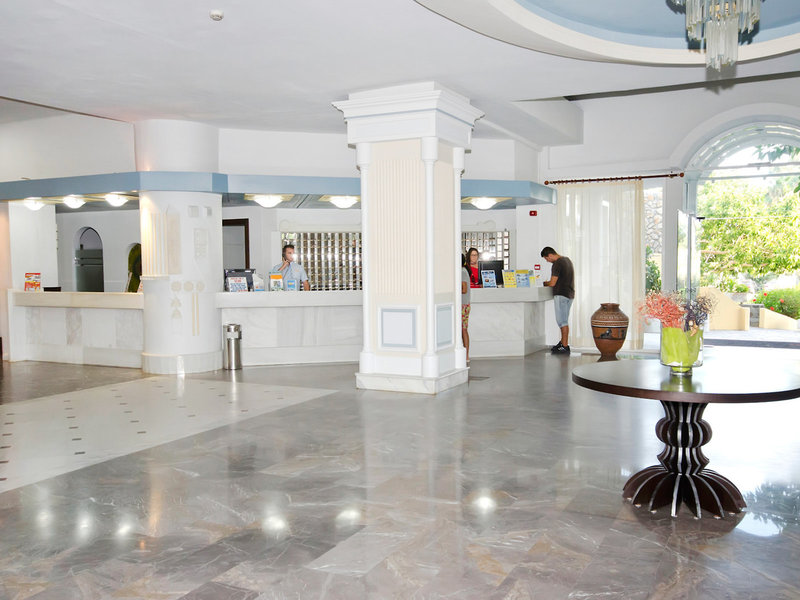 Atlantis Hotel 11