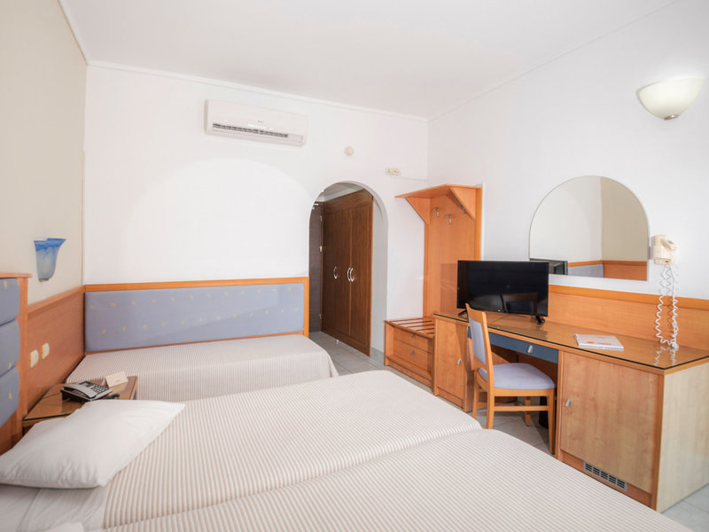 Atlantis Hotel 36