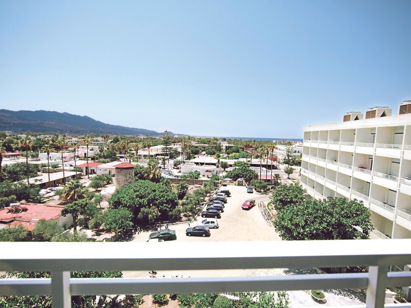 Atlantis Hotel 49