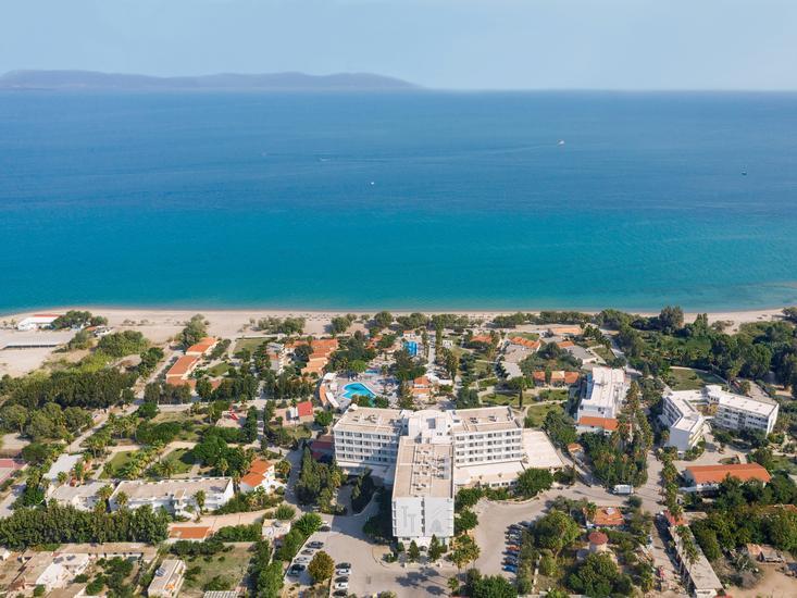 Atlantis Hotel 1