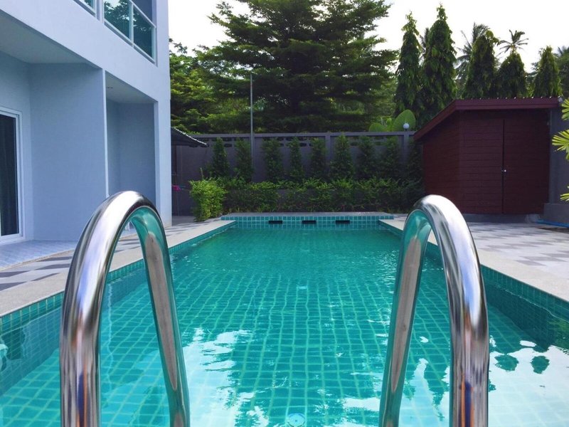 Big Buddha Hill Side 9