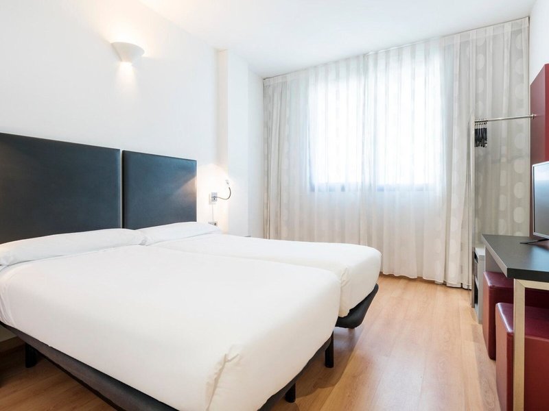 Ilunion Aqua 3 11 - Room Example