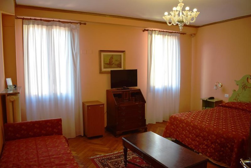 Malibran 1 - Room Example