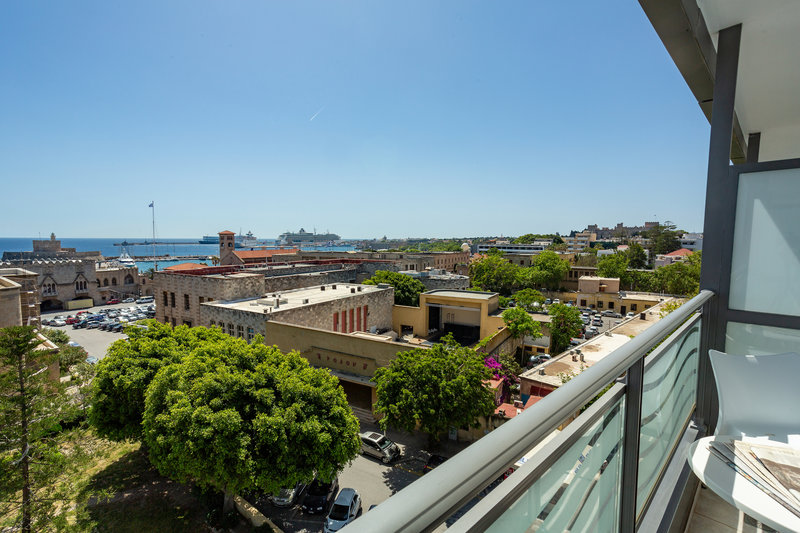 Rhodos Horizon City 13