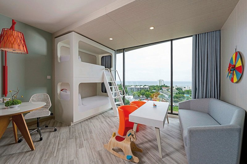 Holiday Inn Resort Vana Nava Hua Hin 4