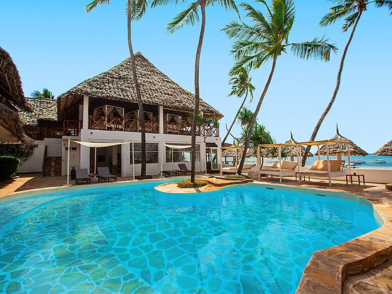Dream’s Bay Beach Hotel 3