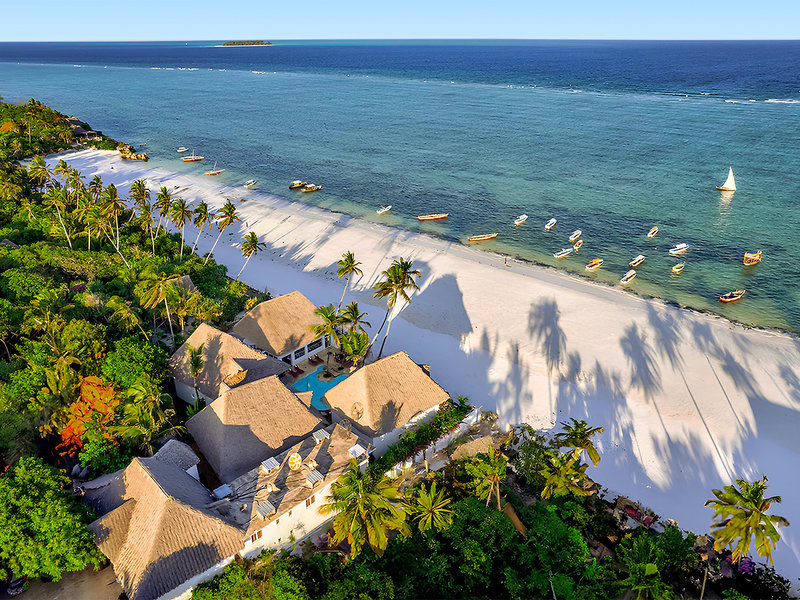 Dream’s Bay Beach Hotel 14